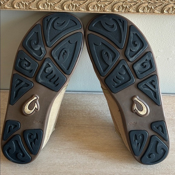 OluKai Men’s Tan Canvas boat shoes , Size 13 - Stylish & Comfortable.” - Picture 9 of 10